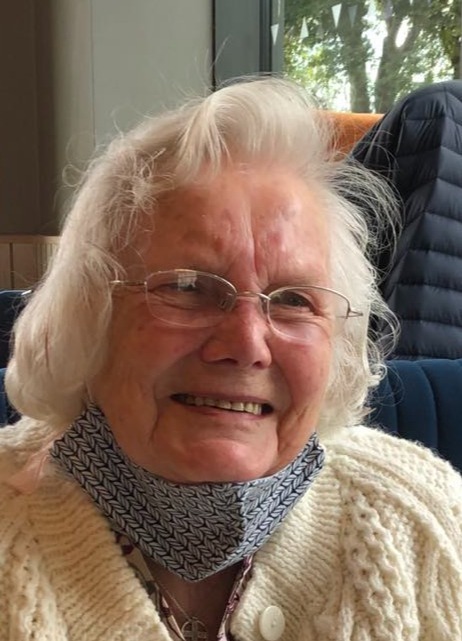 Sylvia Bunce past Deacon